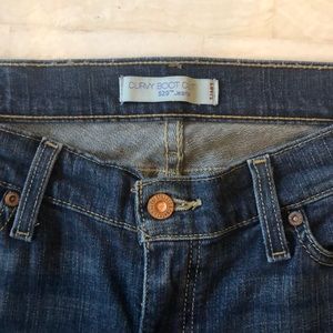 Levi’s women’s 529 Curvy Boot Cut jeans size 10